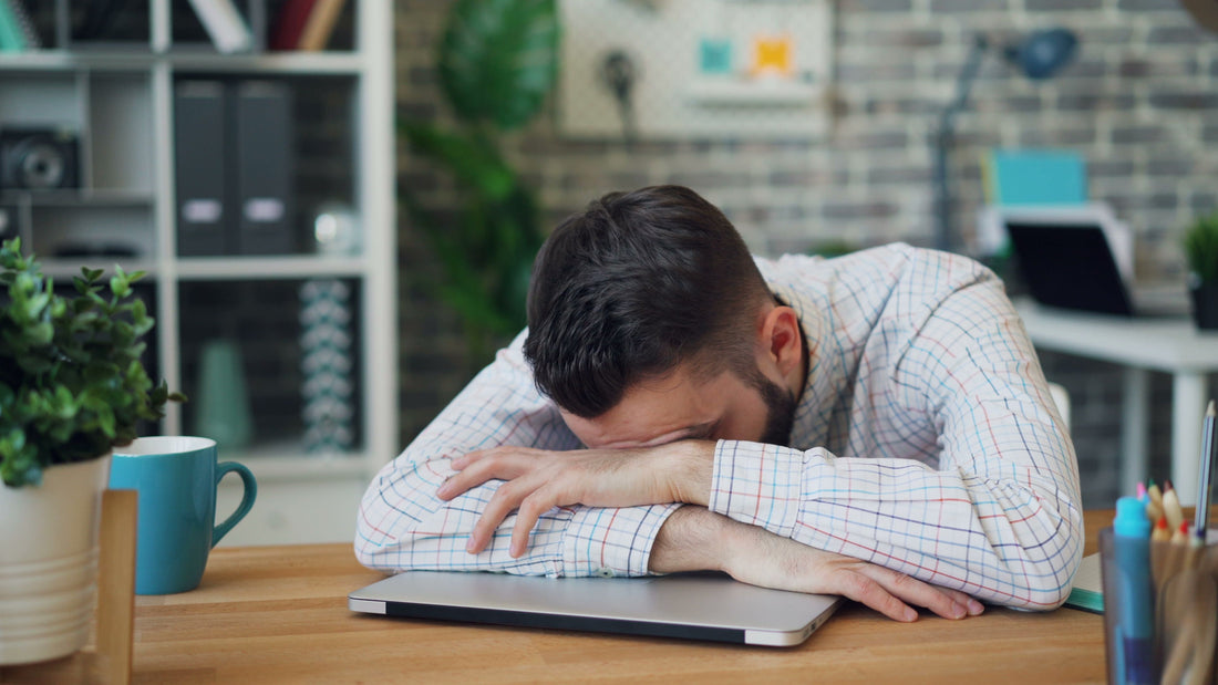 Dehydration Tiredness: How Electrolytes Combat the "Afternoon Crash"